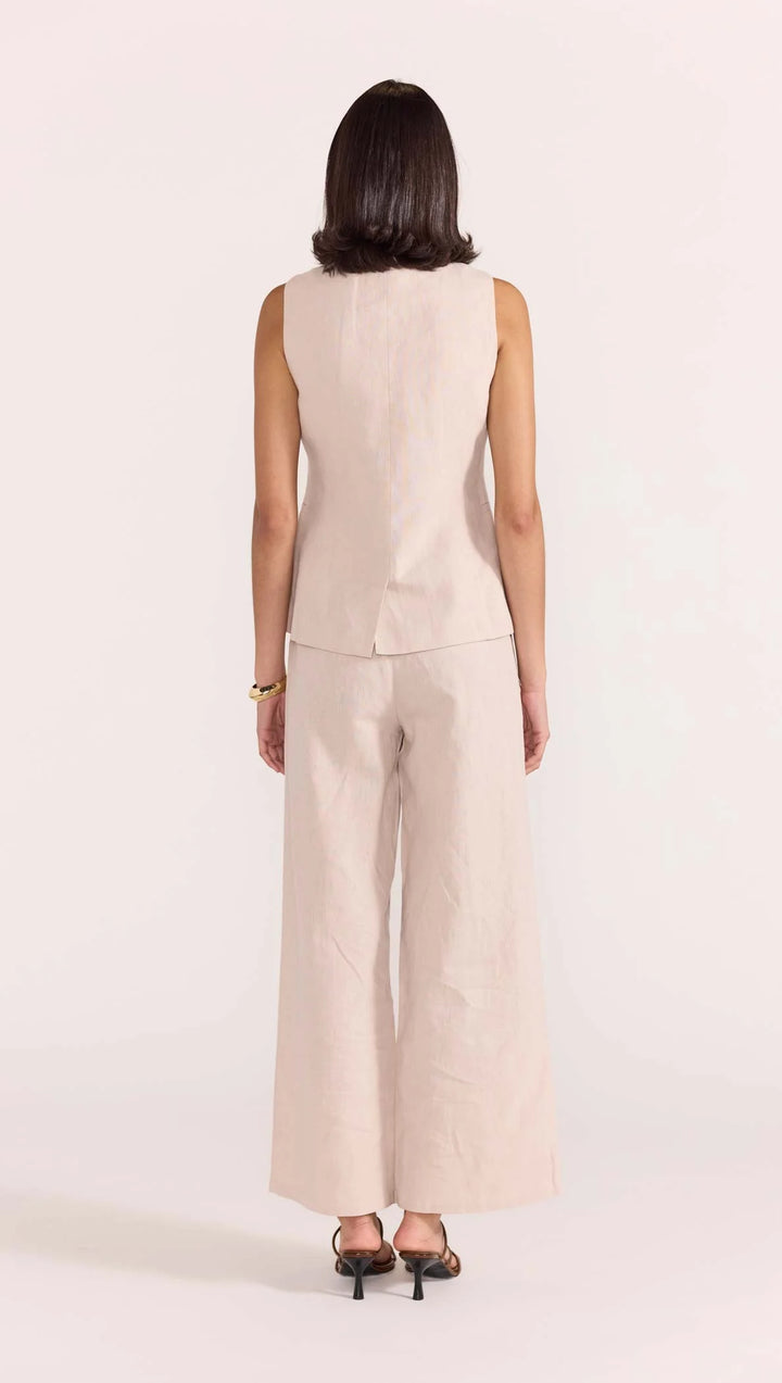 Staple The Label Enna Longline Vest - Stone