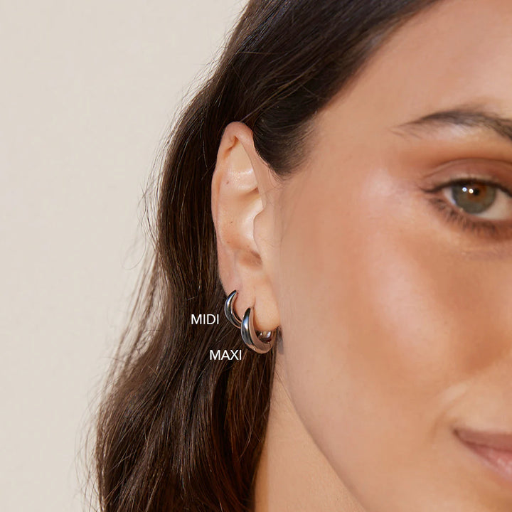 Arms Of Eve Max Silver Earrings - Midi 14mm