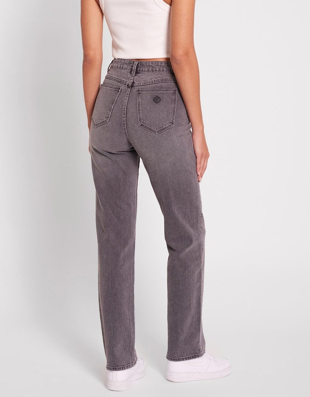 Abrand 94 High Straight Jean - Brooklyn - Washed Black