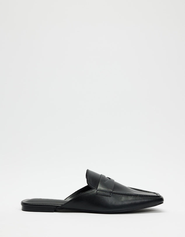 Billini Izadora Slide- Black