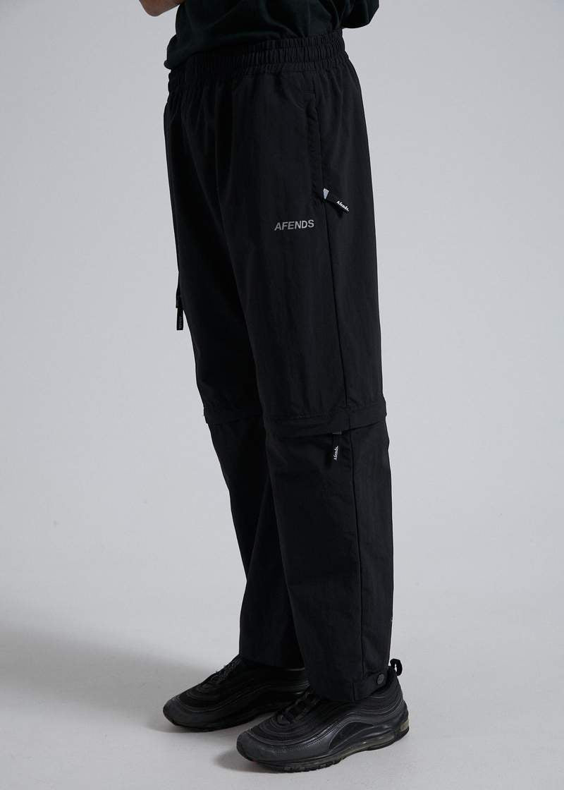 Sidewalk Unisex Recycled Nylon Zip Off- Black
