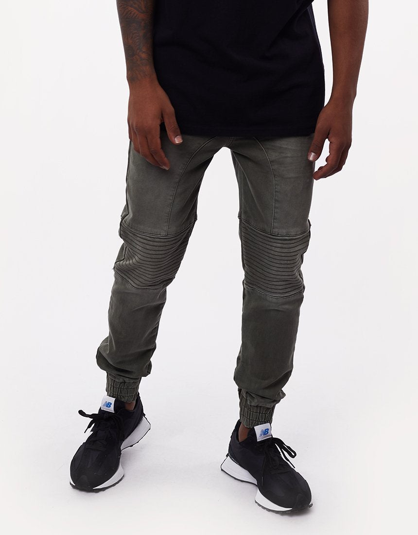 Region 3 Pant- Washed Black