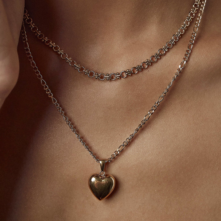 Arms Of Eve Rose Heart Necklace - Gold