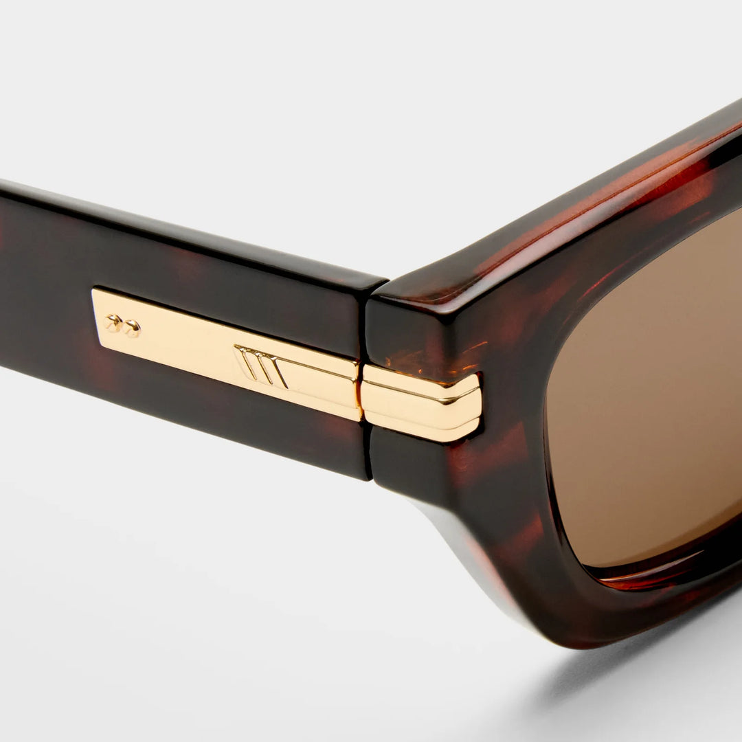 Le Specs Cubito + - Tort