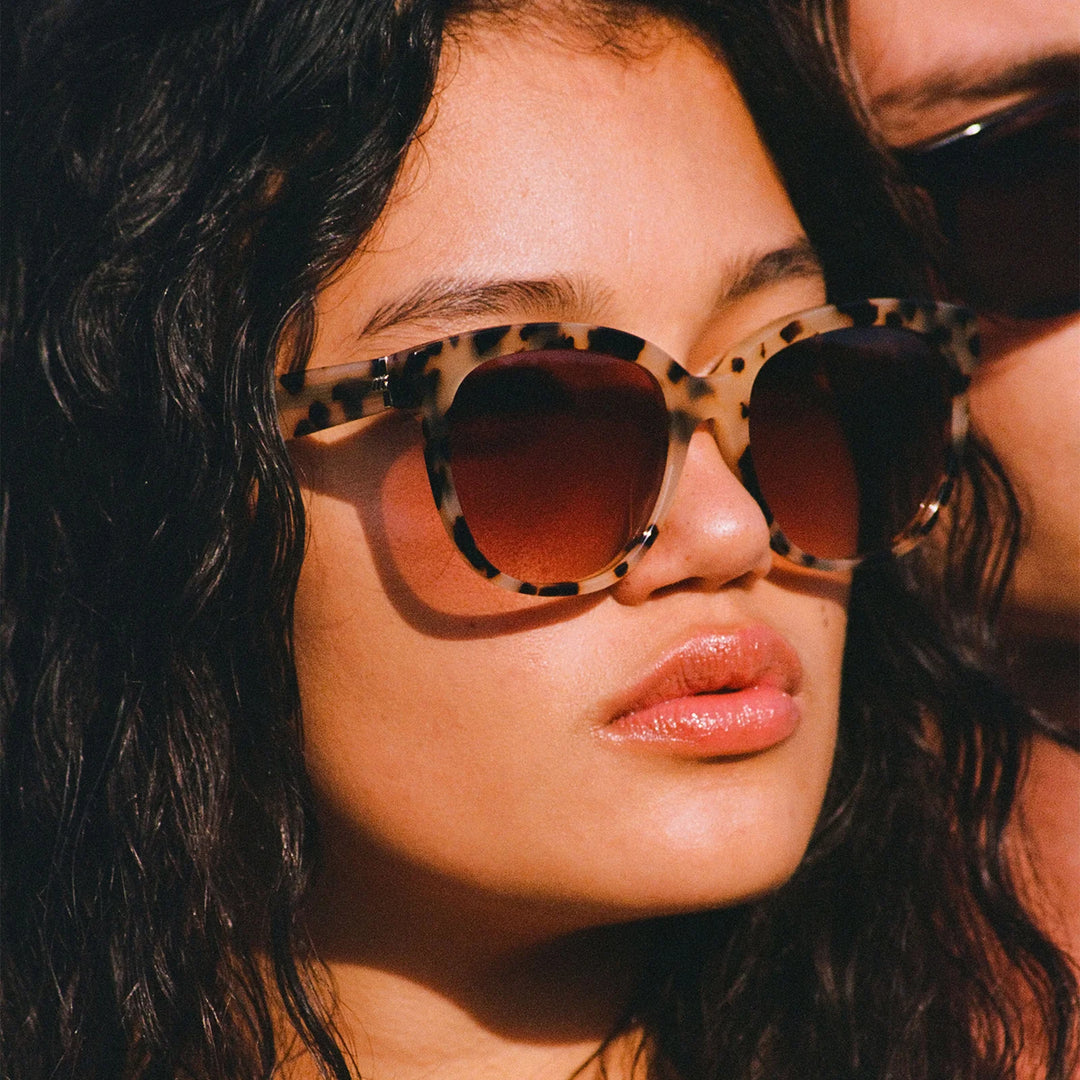 Le Specs Maiden Sunglasses - Dalmation Tort