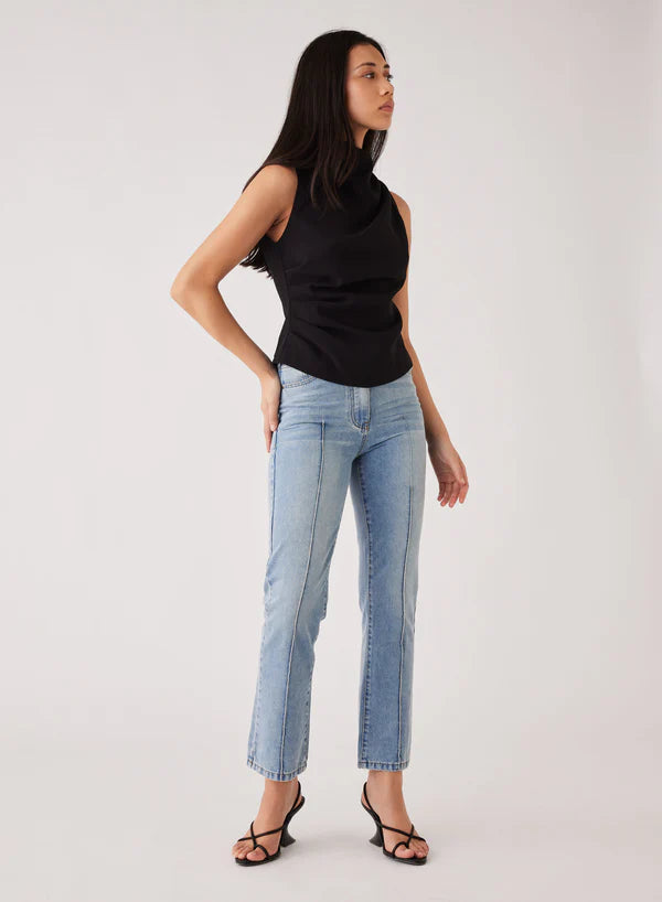 Esmaee Regency Top - Black