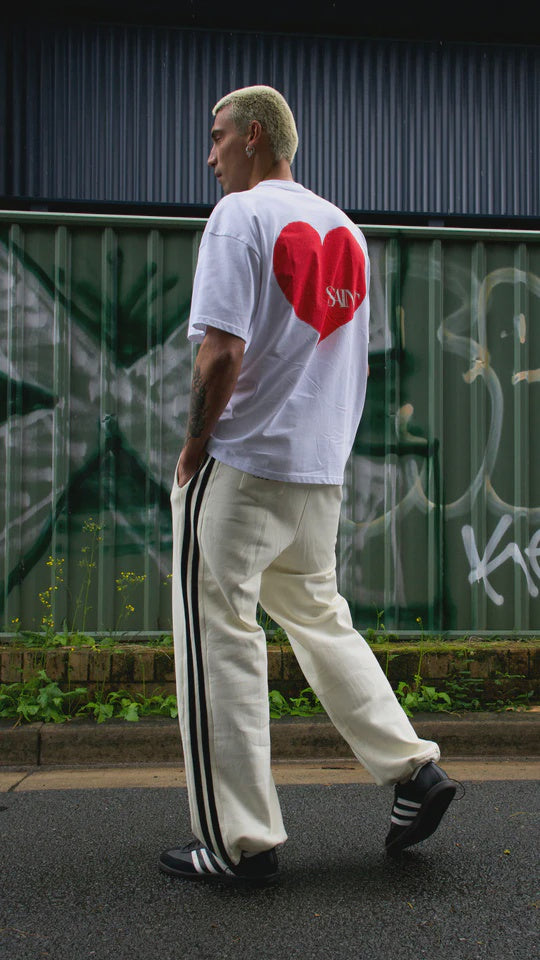 SŚAINT Heart Tee - White With Red Heart