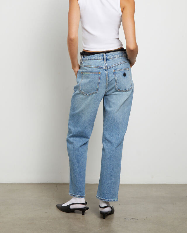 Abrand Mid Straight Crop Jean - Sydney - Mid Vintage Blue
