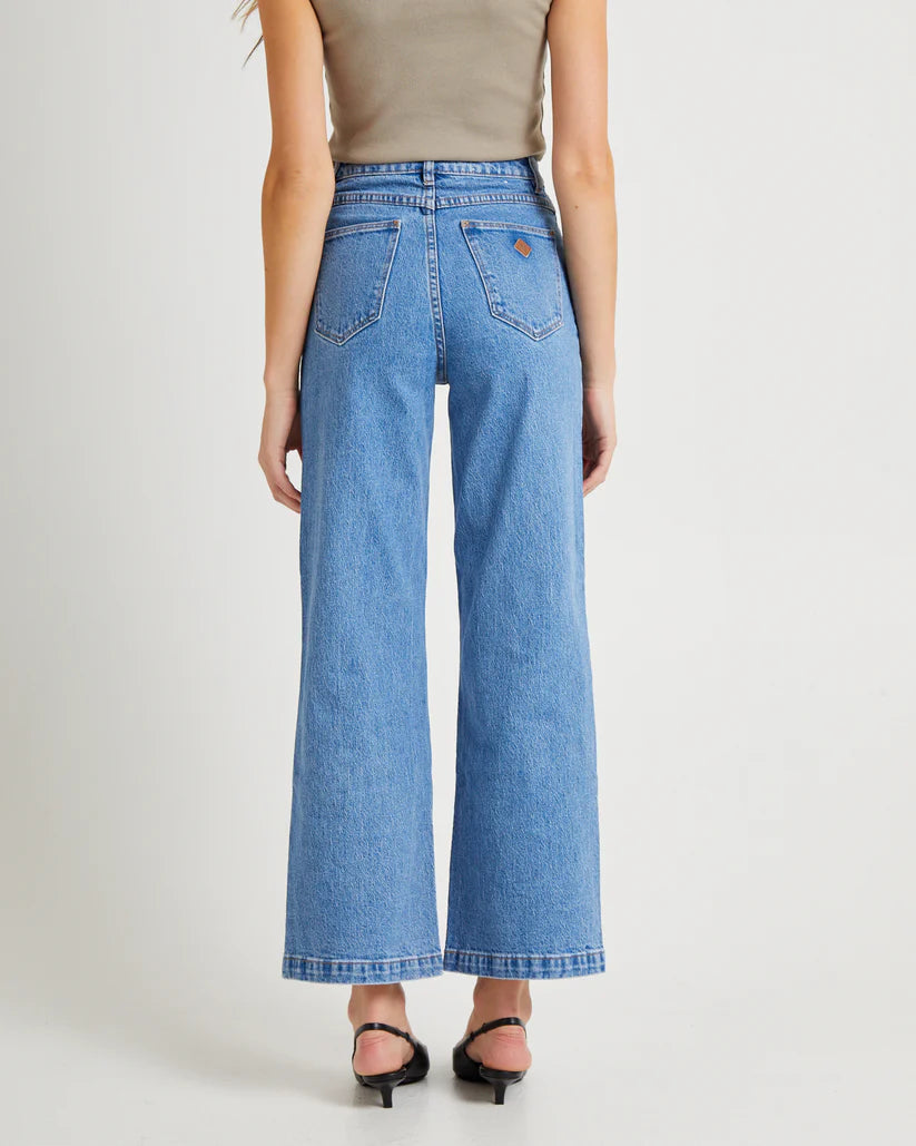 Abrand A 94 High & Wide Petite Jean - Debbie