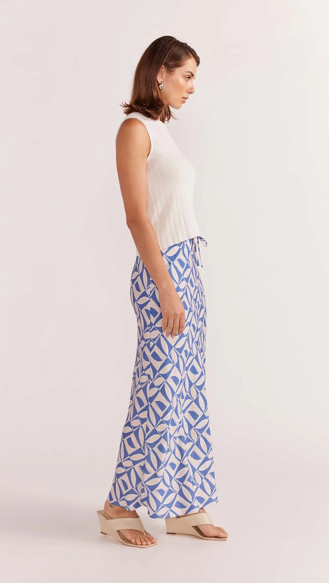 Staple The Label Alto Bias Midi Skirt - Blue-Geo