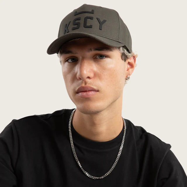 Kiss Chacey Divinity Cap - Charcoal