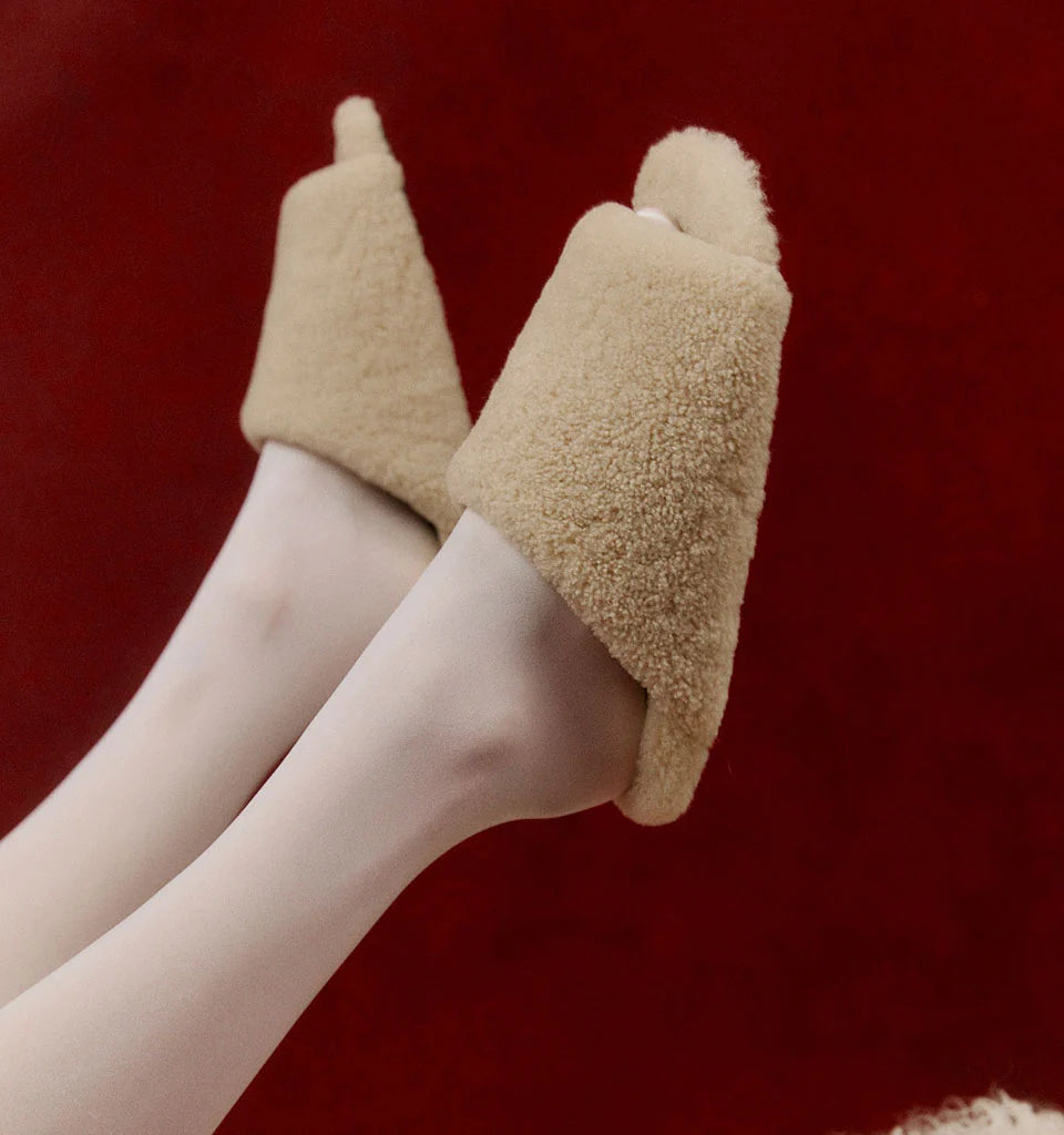 Alias Mae Nell - Natural Shearling