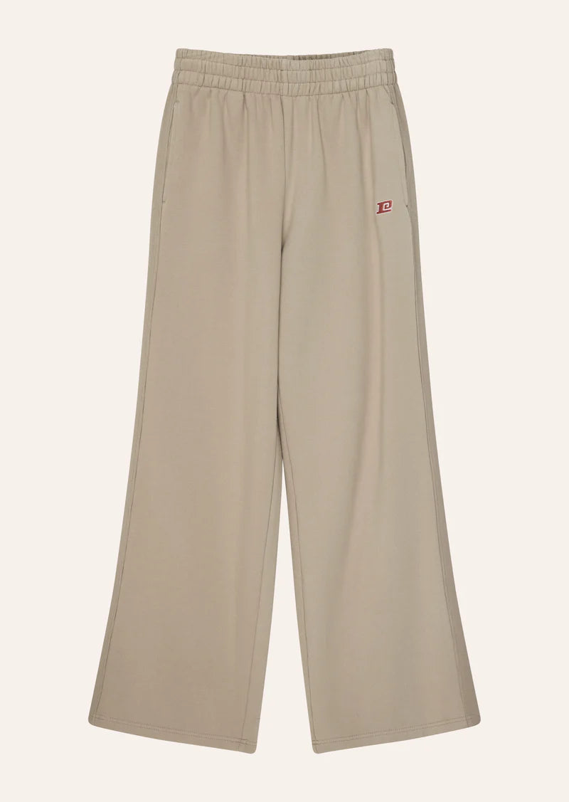 P.E Nation Eastside Trackpant - Oxford Tan