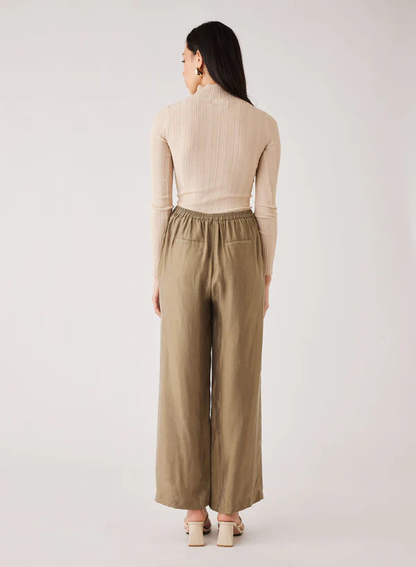 Esmaee Vine Pants - Olive