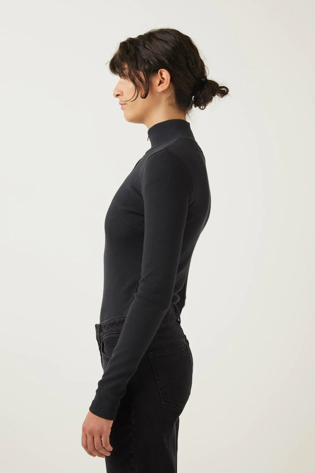 Jonesy Zip Top - Black