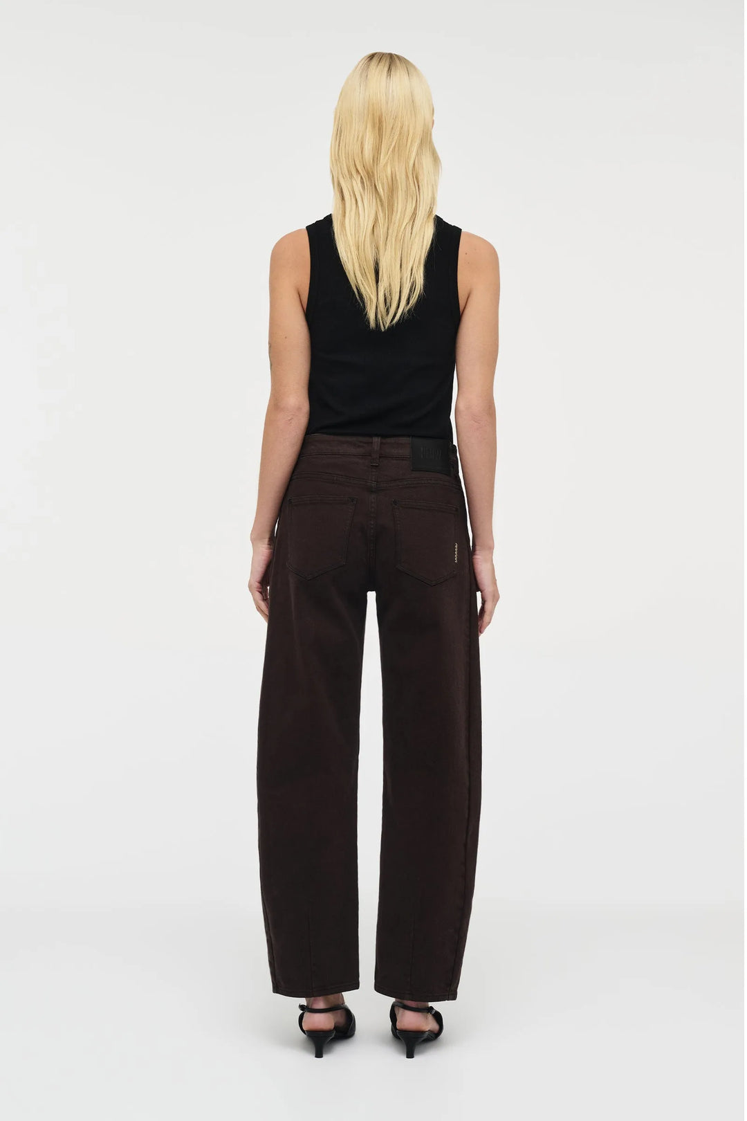 Neuw Denim Amber Barrel Jean - Sable