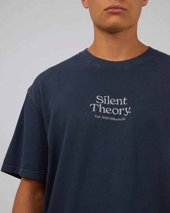 Silent Theory Classic Emb Tee - Navy