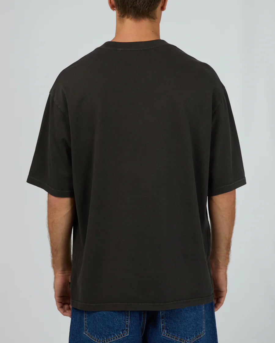 Silent Theory Classic Emb Tee - Charcoal