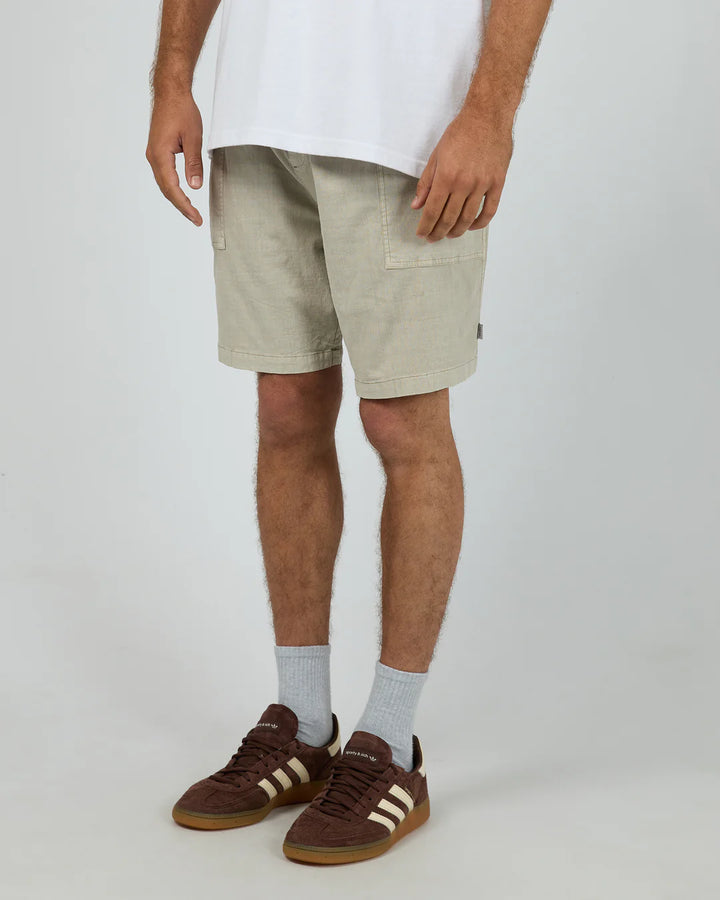 Silent Theory Ew Patch Pocket Short - Brown