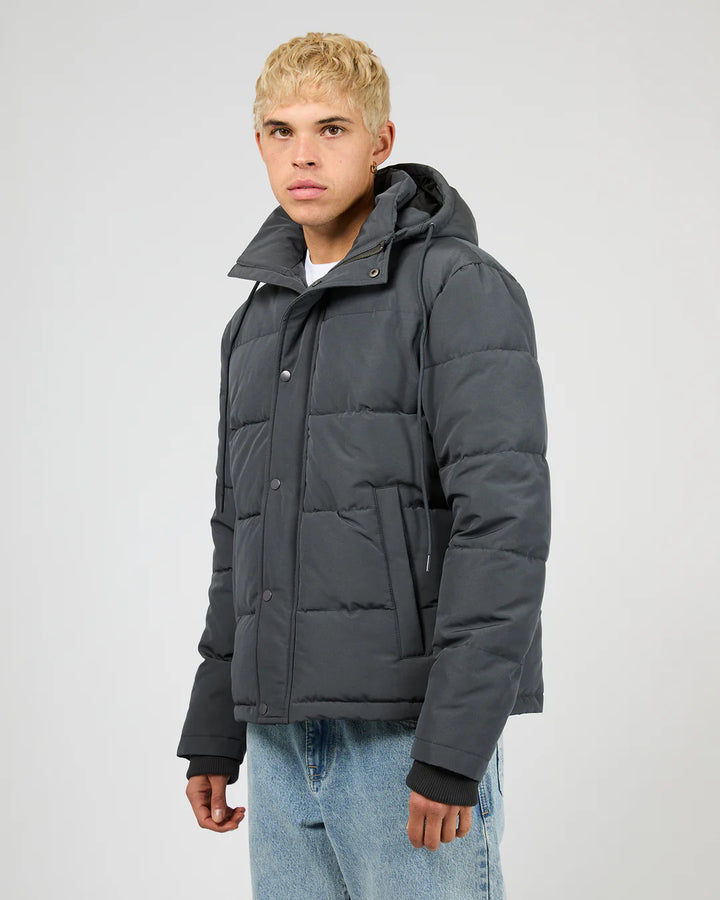 Silent Theory Movement Puffer Jacket - Charcoal