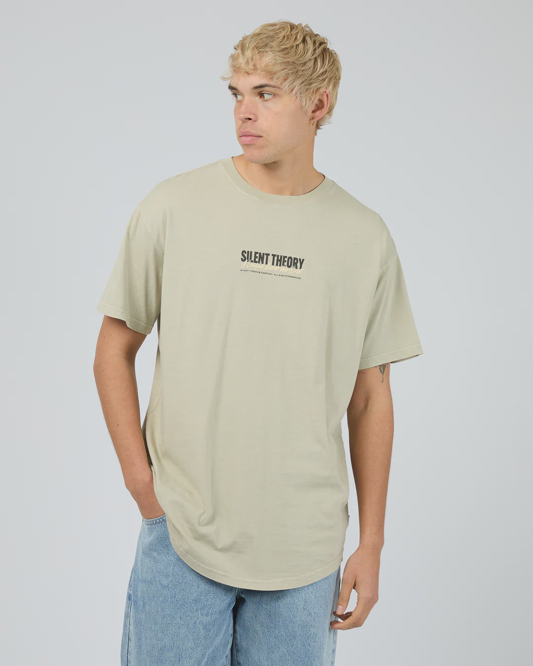 Silent Theory League Scoop Tee - Herb