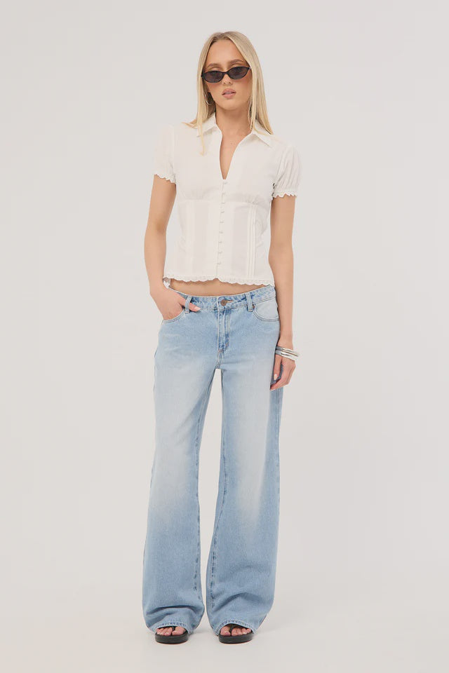 Abrand 99 Low Baggy Jean- Kaia Worn