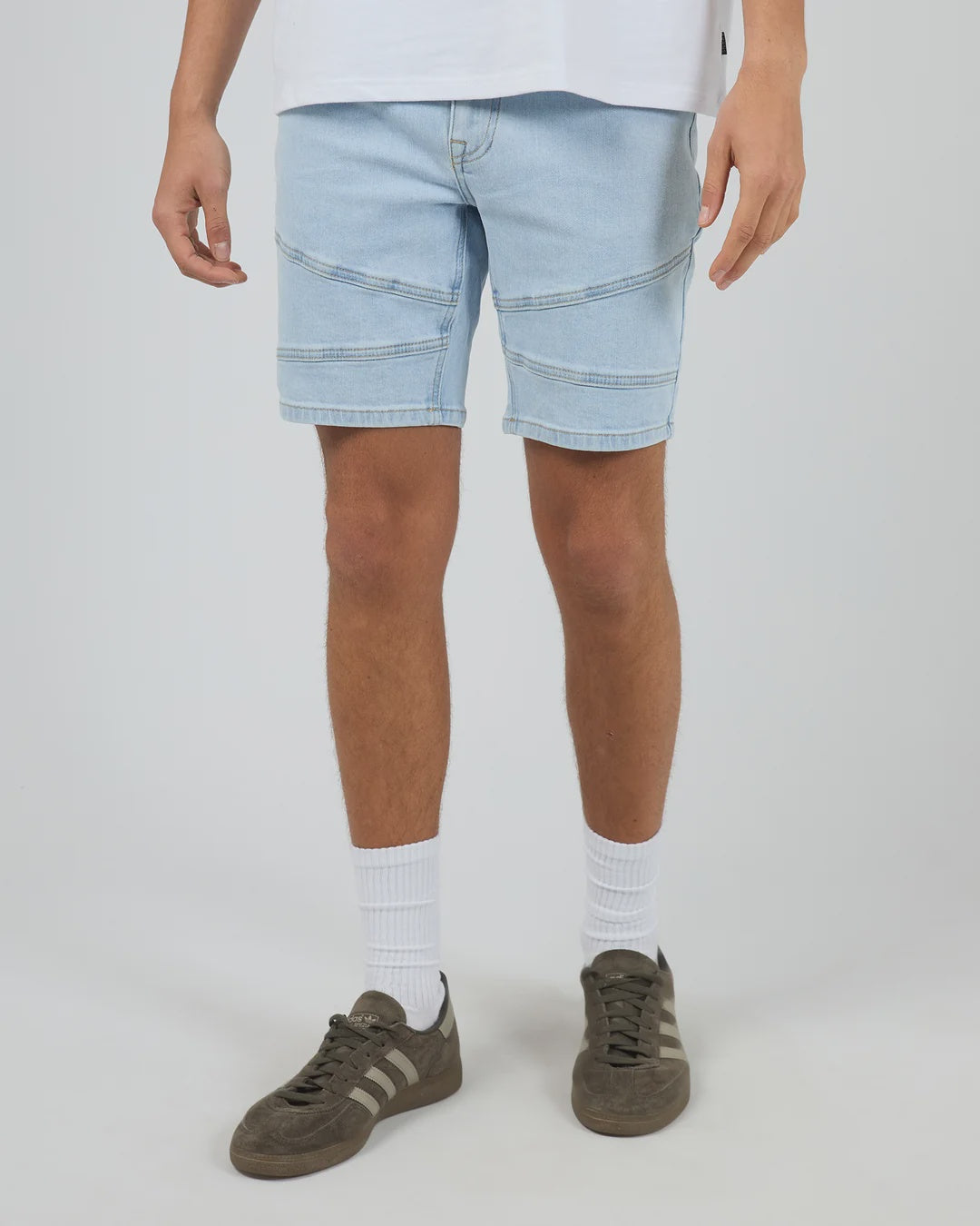 Silent Theory Challenger Short - Bleach Blue