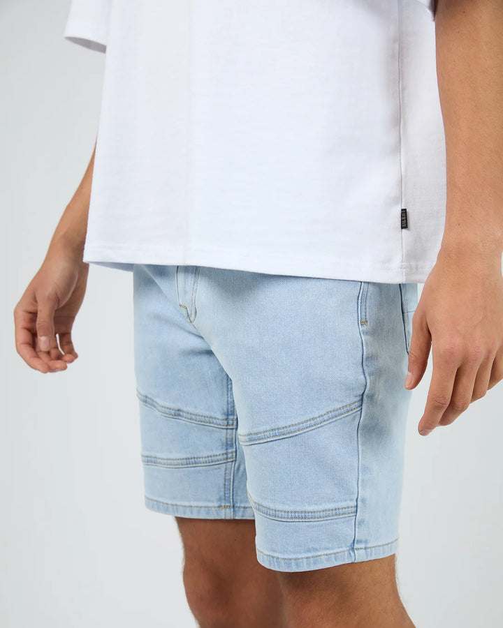 Silent Theory Challenger Short - Bleach Blue