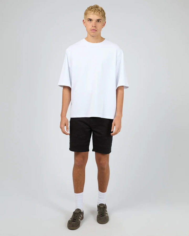 Silent Theory Challenger Short - Black