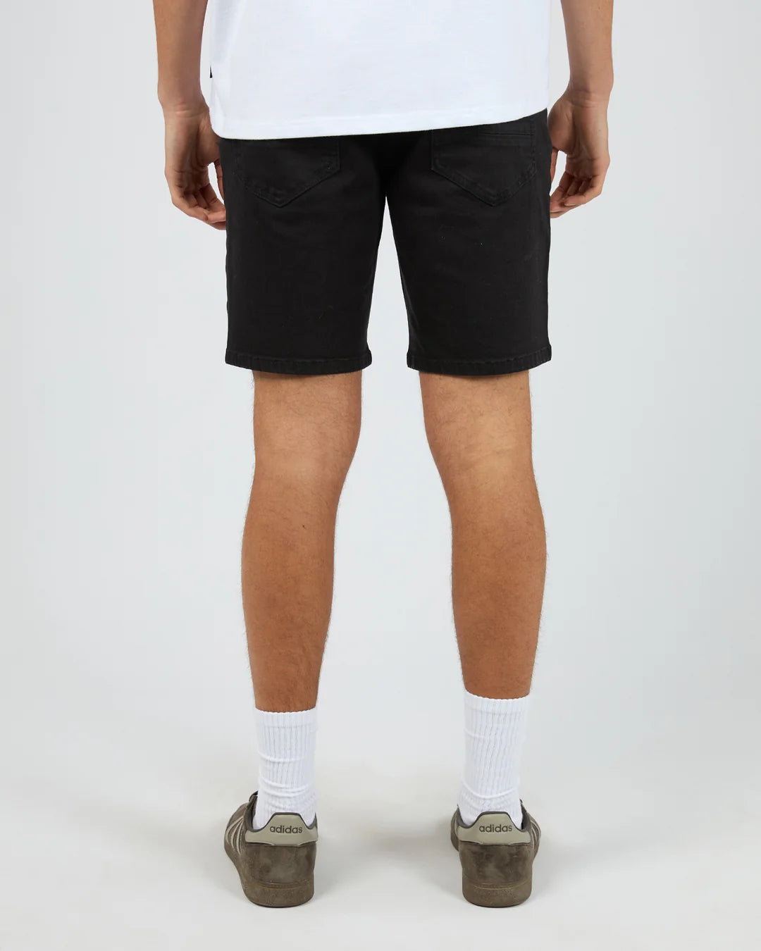 Silent Theory Challenger Short - Black