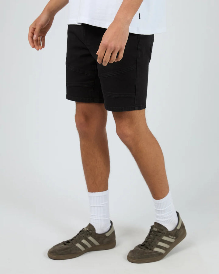 Silent Theory Challenger Short - Black
