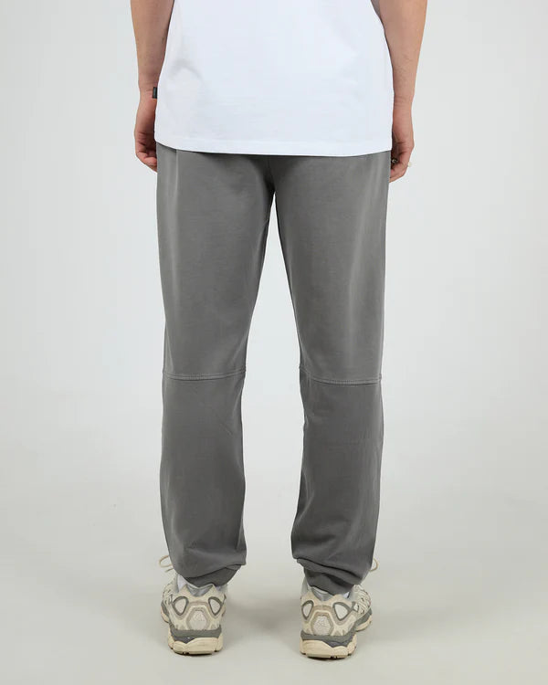 Silent Theory Essential Theory Trackpant V2 - Charcoal