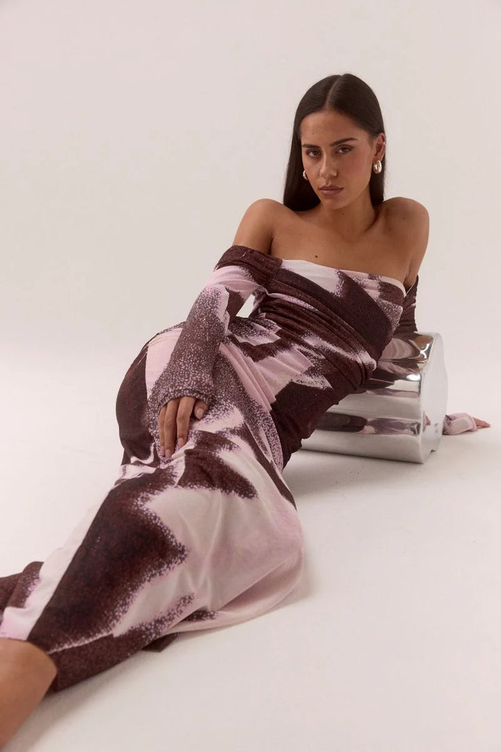 Sovere Afterlight Off Shoulder Dress - Raisin