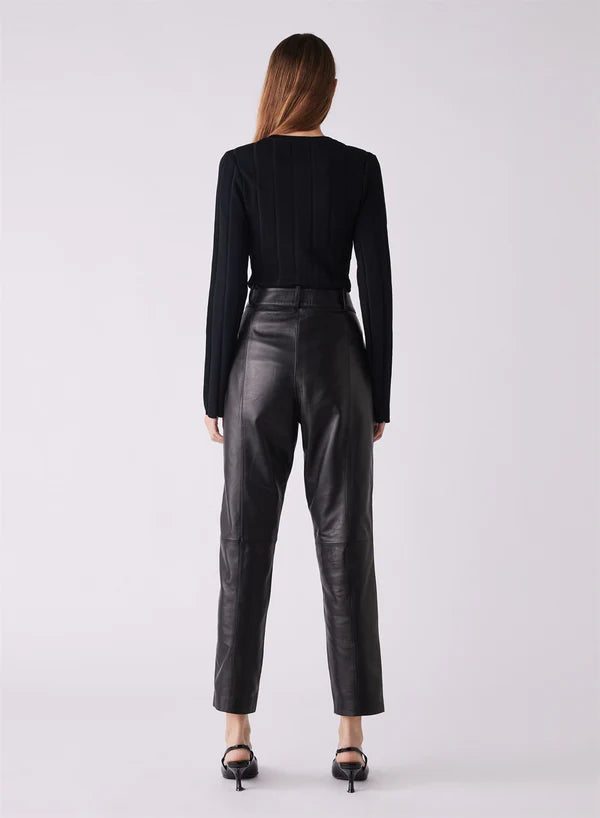 Esmaee Avenue Crew Neck Sweater - Black