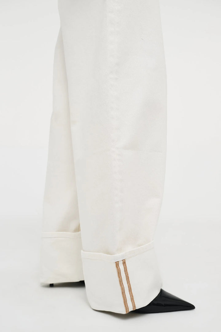 Neuw Denim Nancy Barrel Jean- White