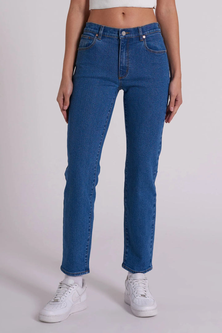 Abrand 95 Mid Rise Stovepipe Jean - Liliana - Mid Blue