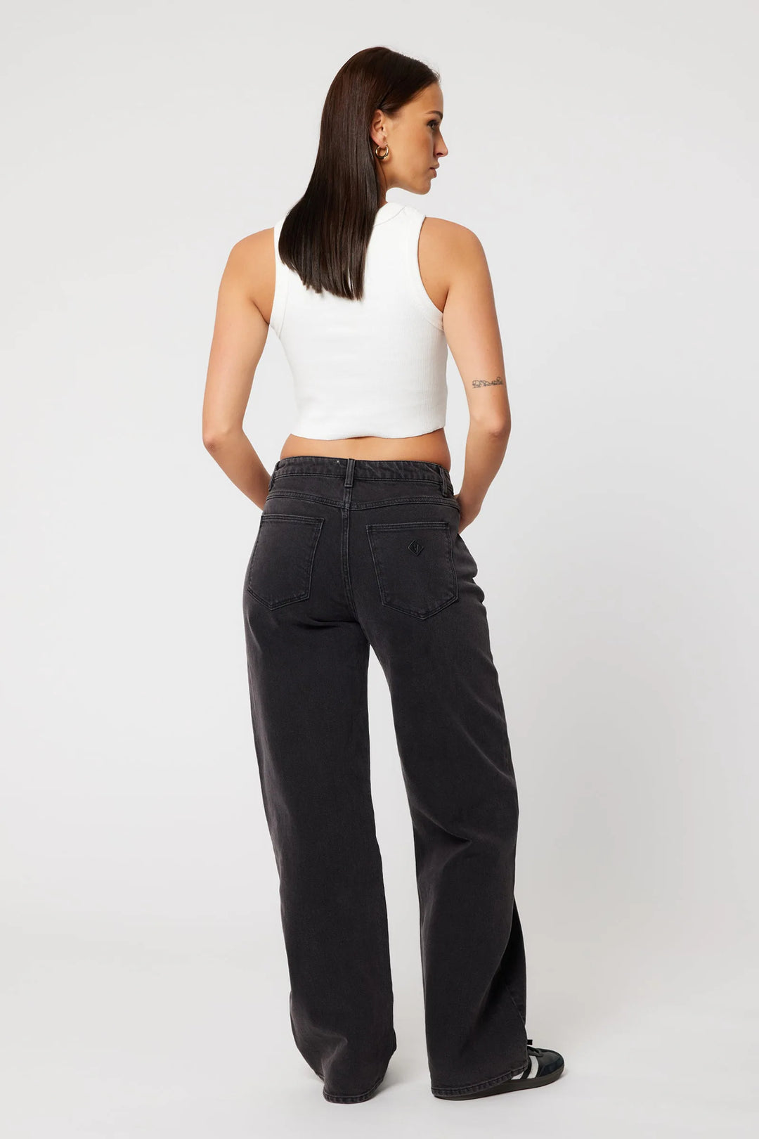 Abrand 95 Mid Baggy Jean - Heidi - Washed Black