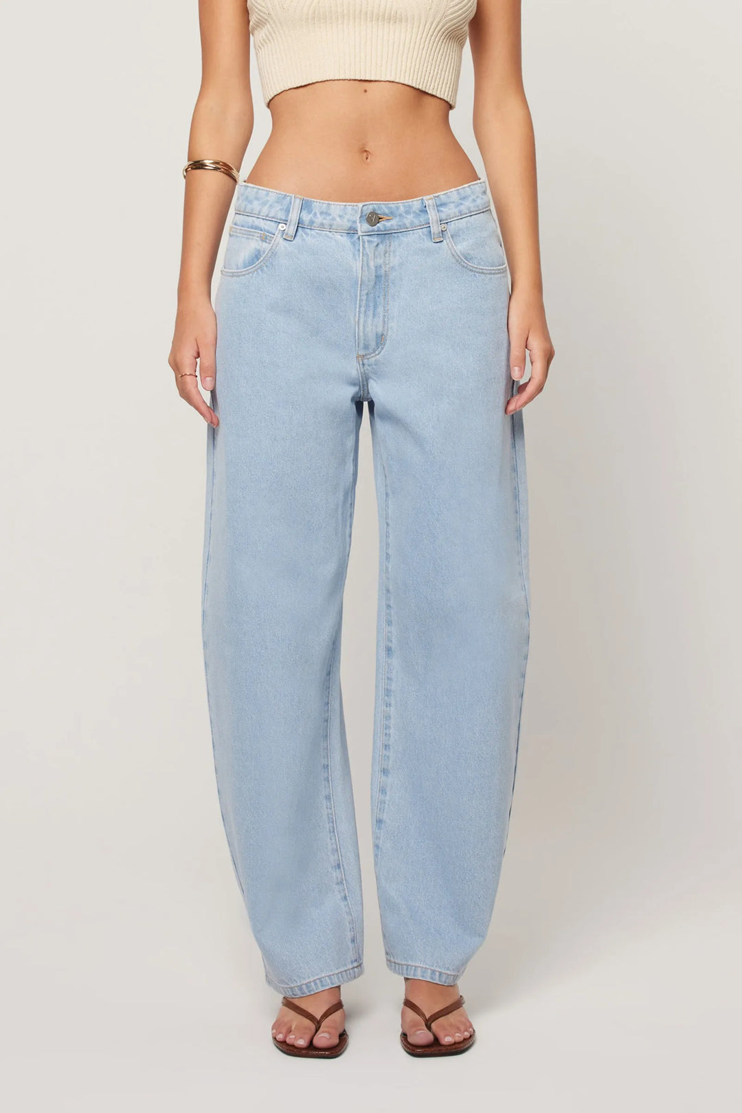 Abrand 95 Mid Barrel Jean - Kendall