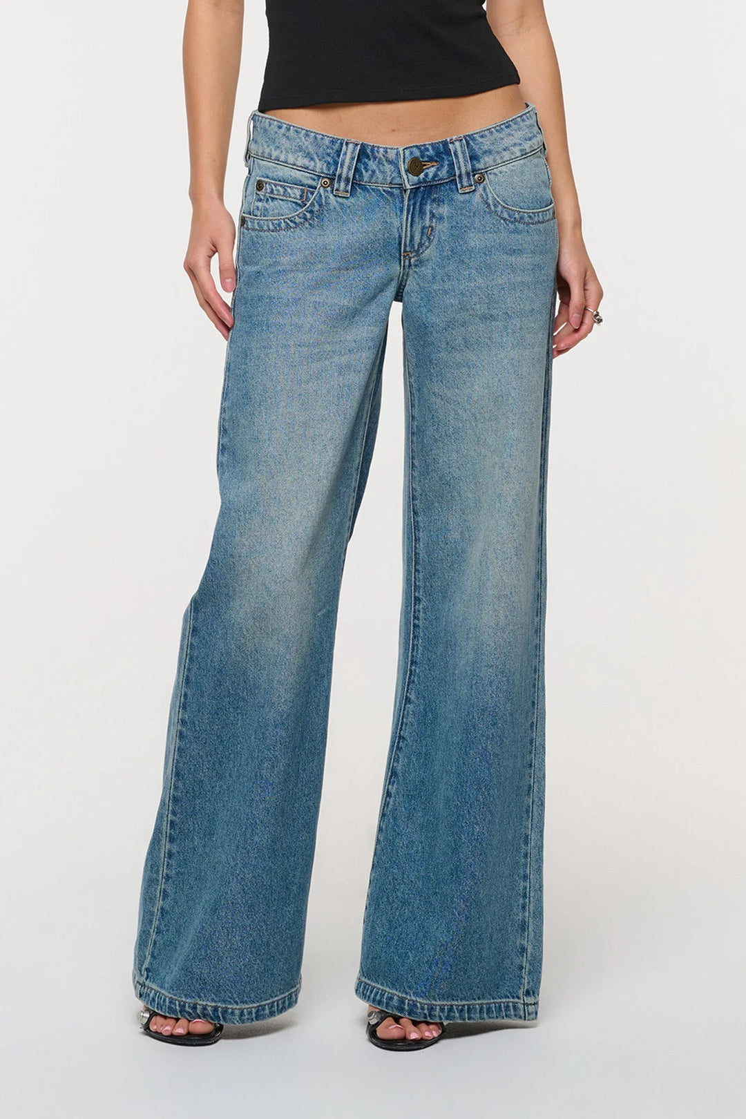 Abrand 00 Super Low & Wide Denim Jean - Cassidy Recycled