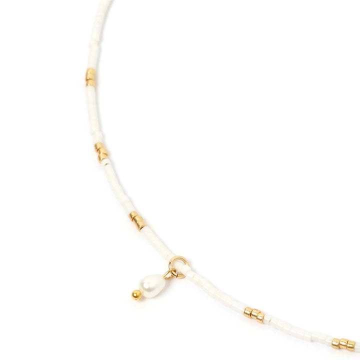 Arms Of Eve Zara Necklace - Daisy White