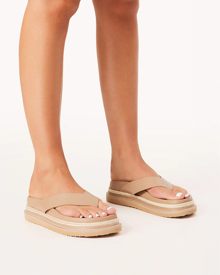 Billini Arley Slide- Light Cashew