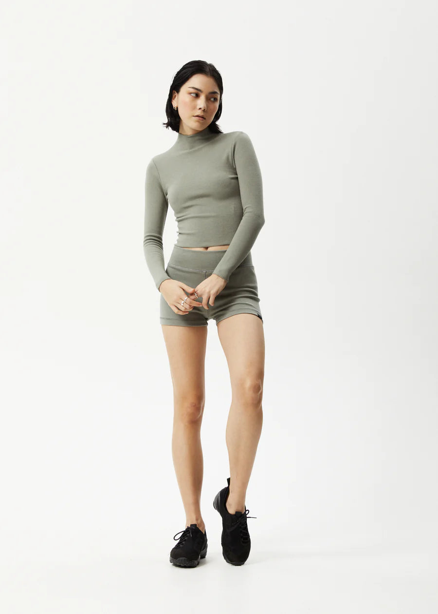 Iconic Hemp Ribbed Long Sleeve Top - Olive