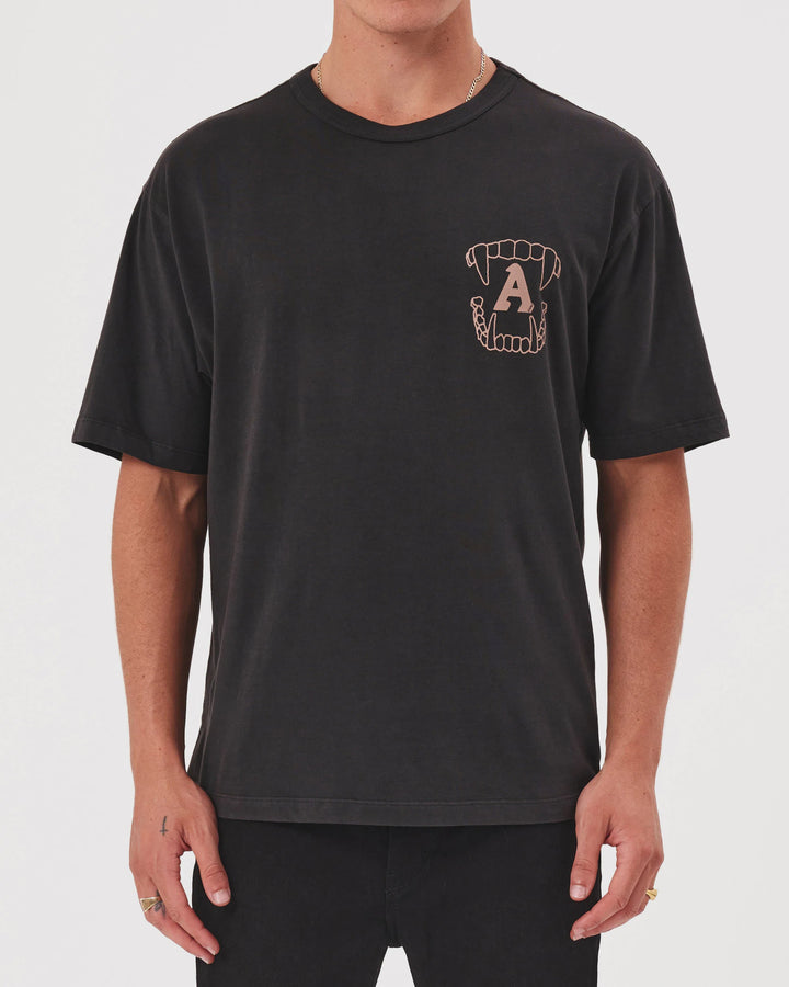 Abrand Gnasher Tee - Black Magic