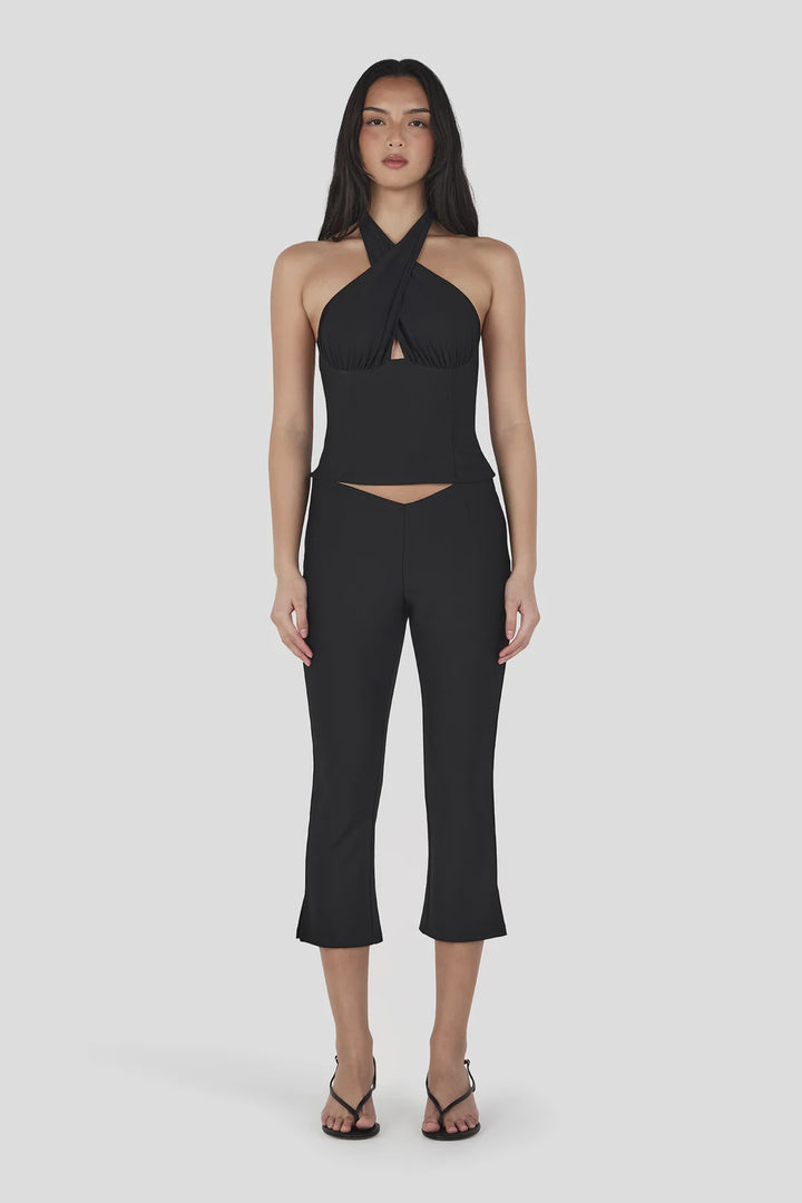 Ownley Reyna Capri-Black