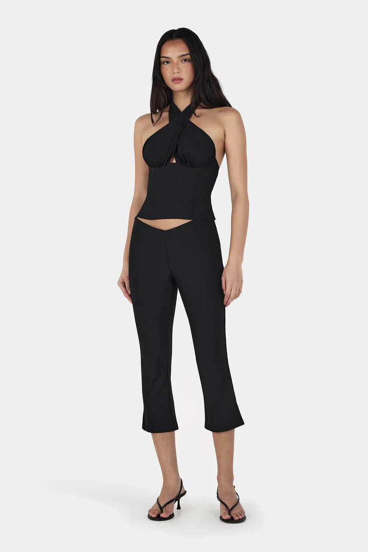 Ownley Reyna Capri-Black