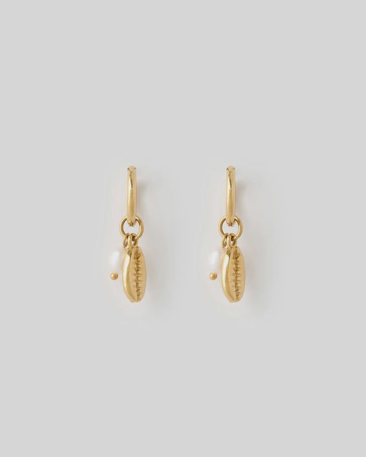 Arms Of Eve Coralie Pearl Earrings Gold