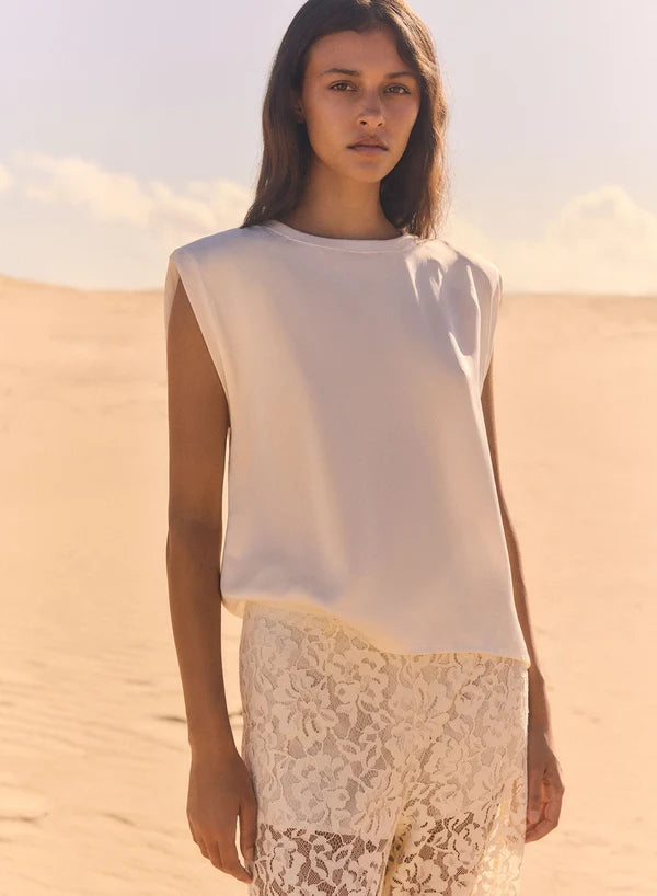 Esmaee Paramount Tee - Ivory