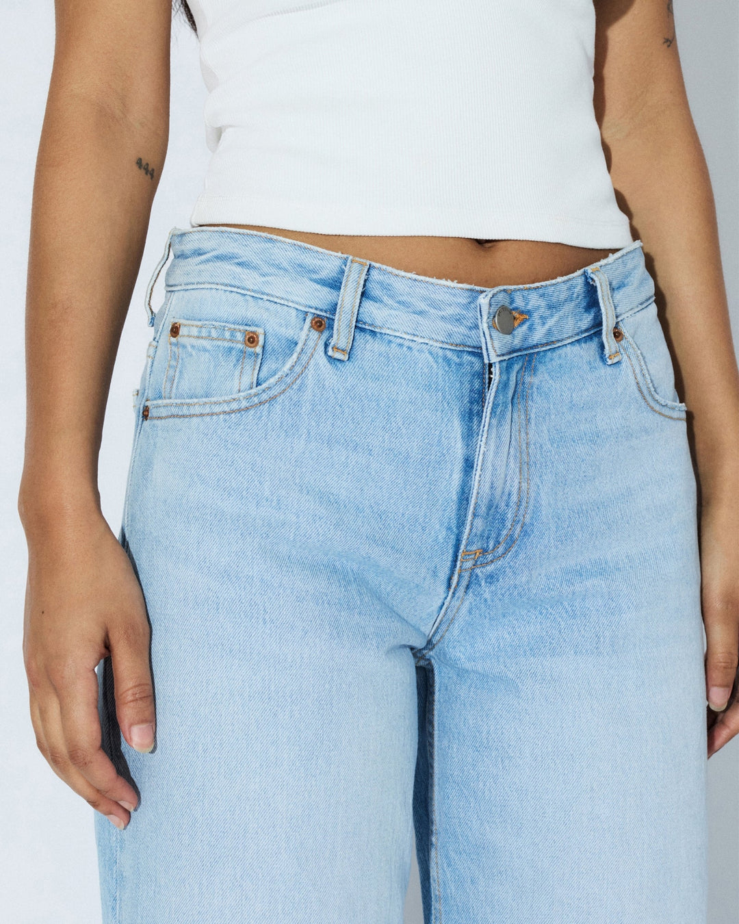 Dr Denim Hill Low Jean - Stream Light Fade