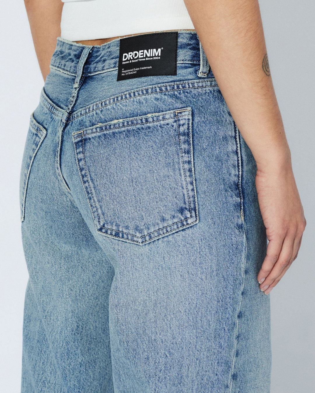 Dr Denim Nika Mid Straight Jean - Drift Light Used
