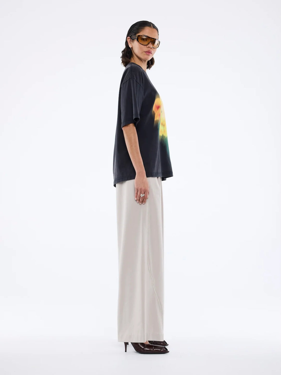 Ena Pelly Blurred Sunflowers Tee - Vintage Black